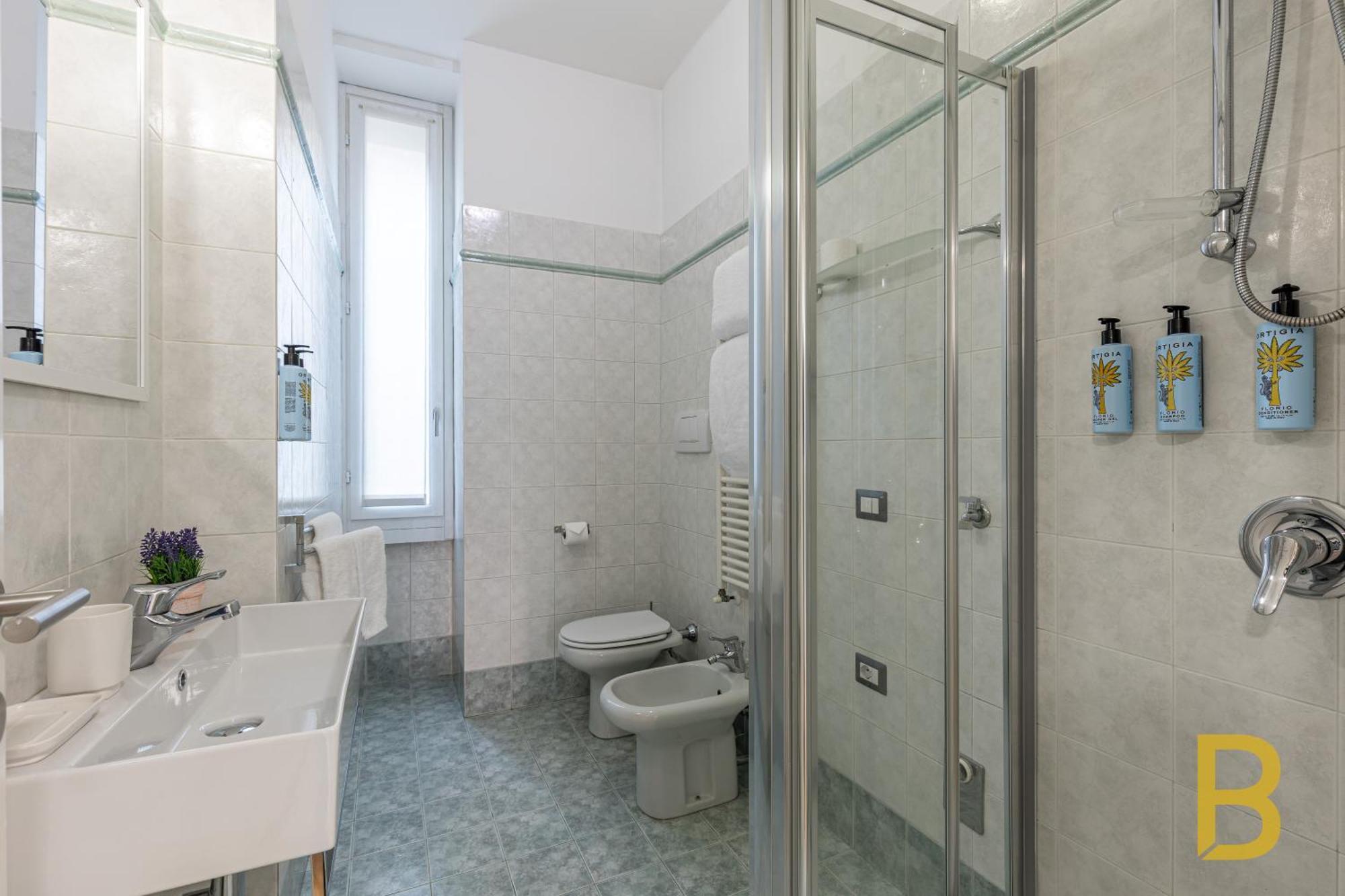 Beplace In De Amicis Appartement Milaan